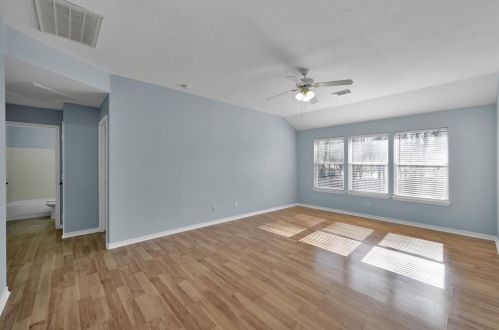 10662 Royal York Dr, Conroe TX  77303-2653 exterior