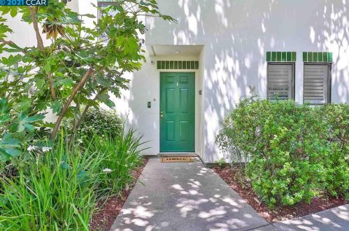 9 Mozden Ln, Concord CA  94523-3377 exterior