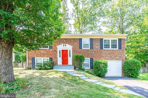 11785 Cotton Mill Dr, Woodbridge, VA 22192-1201