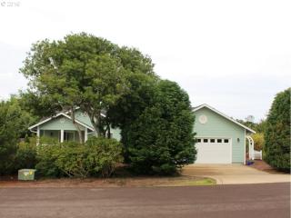 87682 Rhodowood Dr, Florence, OR 97439-9052