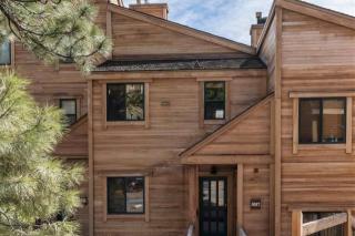 5087 Gold Bnd, Truckee, CA 96161-4106