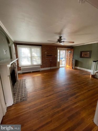 549 Burrowes Ave, Lancaster PA  17602-2120 exterior