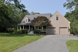 74 Sleepy Hollow Rd, Tiverton, RI 02878-3408