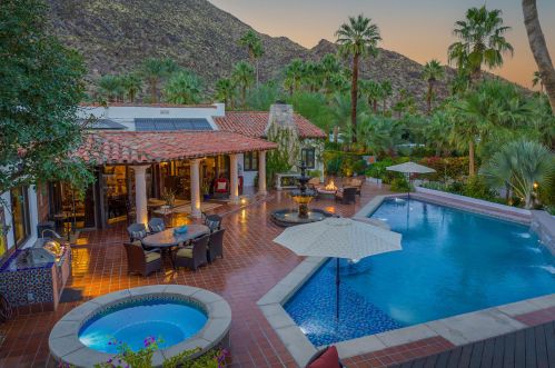 277 Crestview Dr, Palm Springs, CA 92264-8969