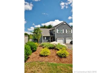 30 Vicki Ln, Colchester, CT 06415-1041
