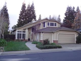 145 Bloomfield Way, Folsom, CA 95630-7631