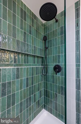 18 Walnut St, Lancaster PA  17602-4924 exterior