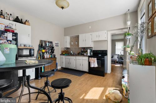 138 Lemon St, Lancaster PA 17602-4918 exterior