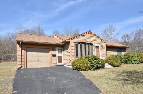 99 Rodney Rd, Warwick, RI 02889-3715
