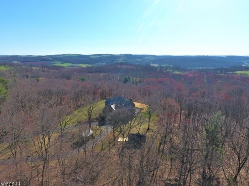 32 Ramsey Rd, Wantage, NJ 07461