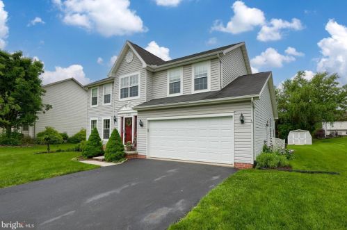 722 Willow Ridge Dr, York, PA 17404-6604