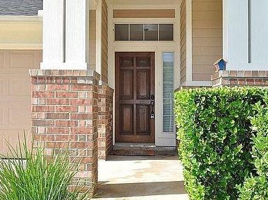 2500 Amy Lee Dr, Conroe TX  77304-5003 exterior