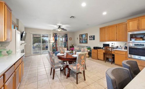 1363 Stanislaus Dr, Chula Vista CA  91913-1403 exterior