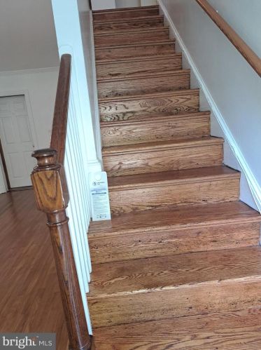 8719 Sundale Dr, Silver Spring MD  20910-5037 exterior