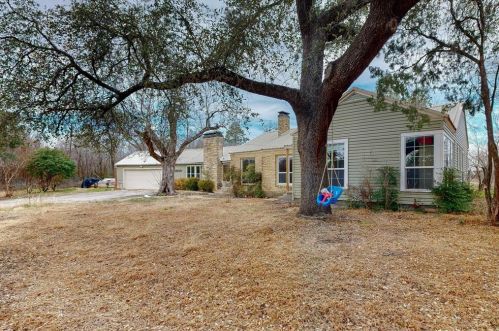 7716 Chapin Rd, Fort Worth TX  76116-6604 exterior