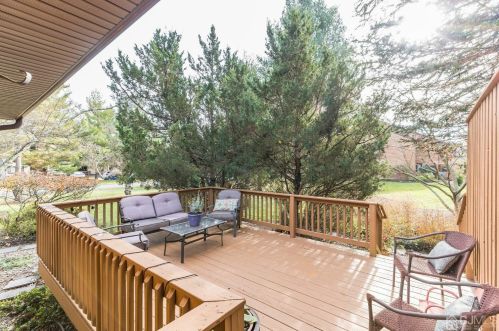 68 Sayre Dr, Princeton NJ  08540-5807 exterior