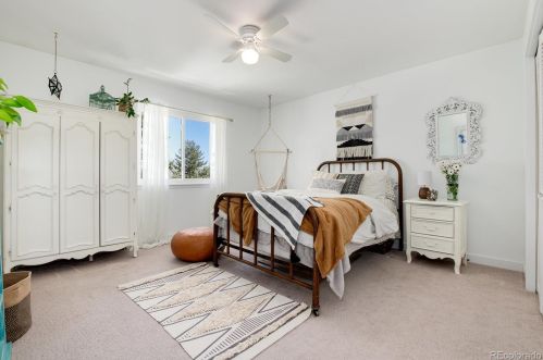 6081 Mineral Dr, Englewood CO 80112-3306 exterior