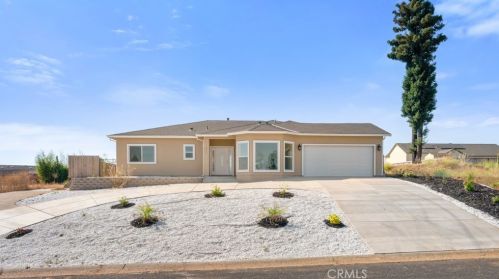 620 Circlewood Dr, Paradise, CA 95969-5704