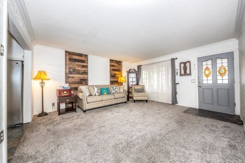 4122 Addington Dr, Anaheim, CA 92807-2813