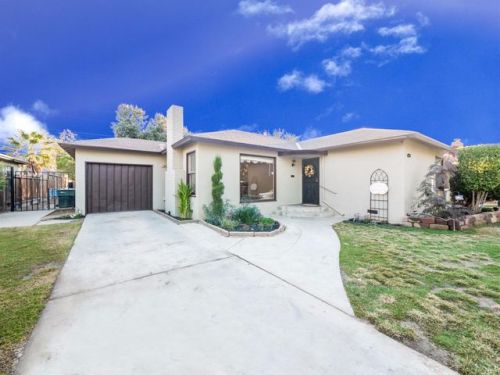807 Garland Ave, Fresno, CA 93704-4827