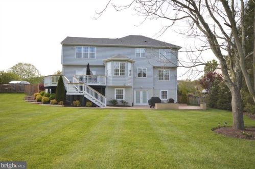 5427 Lick River Ln, Gainesville, VA 20155-1378