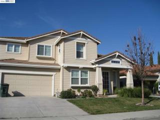 4545 Dandelion Loop, Tracy, CA 95377-8771