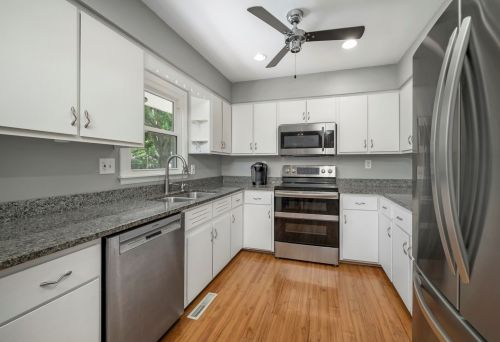 4818 Frank Dr, Joliet, IL 60404-9632