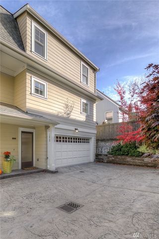 2008 California Ave, Seattle WA  98116-1954 exterior