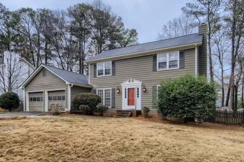 175 Knollwood Dr, Marietta, GA 30064-2111