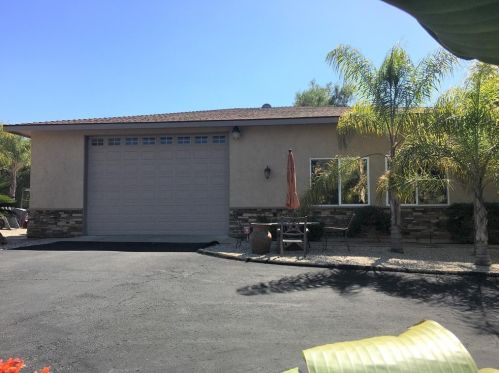 15098 Oak Creek Rd, El Cajon, CA 92021-2327