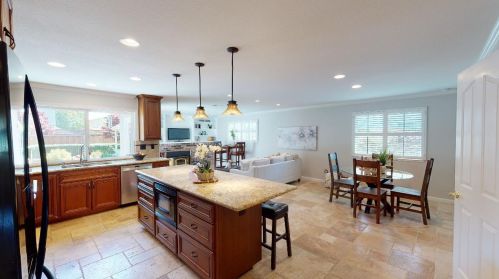 6620 Thames Dr, Gilroy, CA 95020-6710