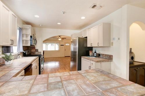 8960 Central Ave, Citrus Heights CA  95662-4102 exterior