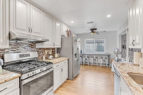 3159 Dolores St, Riverside CA  92504-4505 exterior