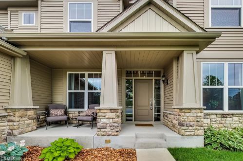 5691 Trailhead Ln, Prior Lake, MN 55372-2695