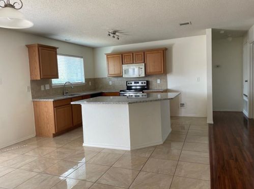 2176 Benning Way, Fort Worth TX  76177-7356 exterior