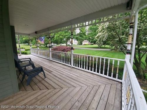 2 Scarlet Oak Ct, Jackson Twp, NJ 08527-1245