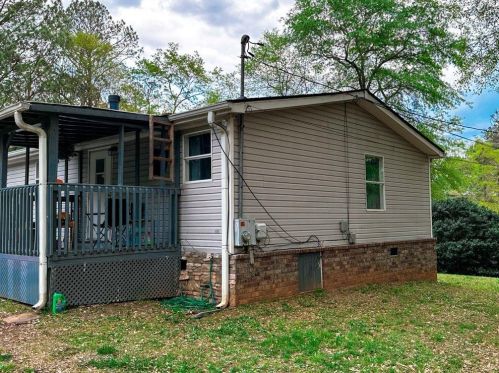 2560 Winding Lake Trl, Conyers GA  30012-2492 exterior