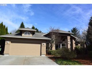 12 Pine Ct, Longview, WA 98632-5188
