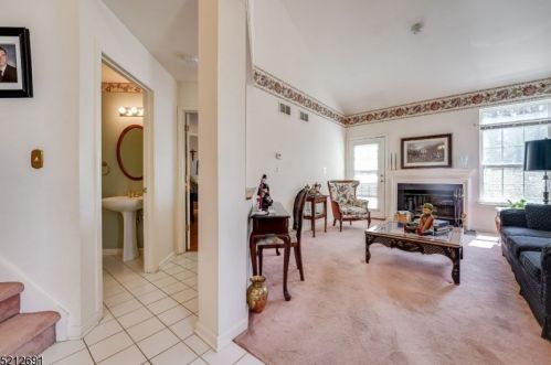 11 Sycamore Ln, Dover NJ  07869-3704 exterior