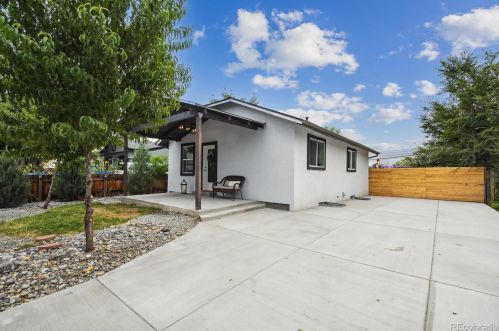 842 Grove St, Denver CO  80204-3223 exterior