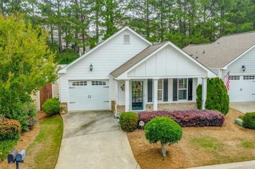 142 Jaime Dr, Holly Springs, GA 30114-5848