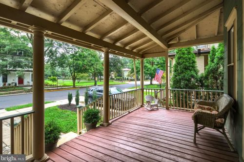 109 Center St, Tavistock NJ  08033-1803 exterior