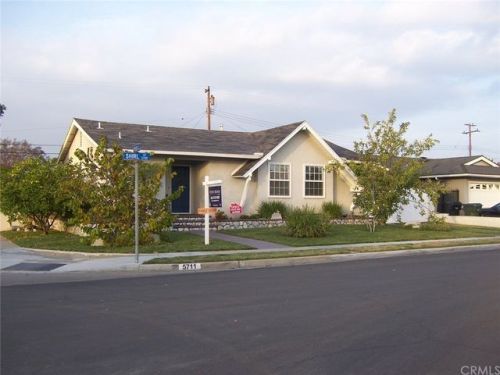 5711 Shirl St, Cypress, CA 90630-3324