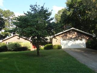 3626 Clubhouse Ln, Conyers, GA 30094-3718