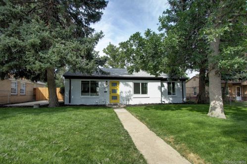2665 Olive St, Denver CO  80207-2916 exterior