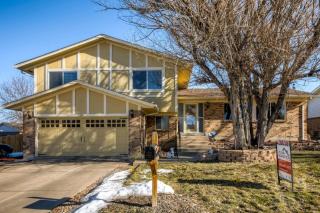 2566 Salida St, Denver, CO 80013-2156