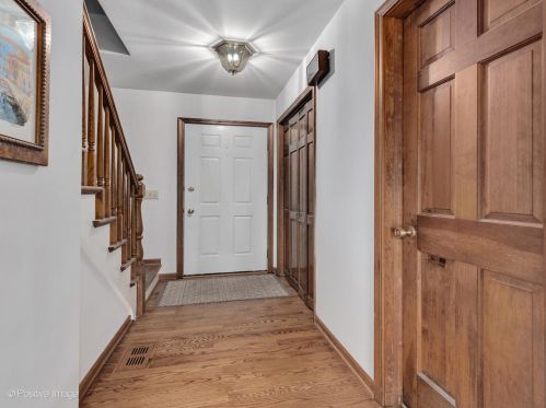 644 Spalding St, Glendale Heights, IL 60137-4608