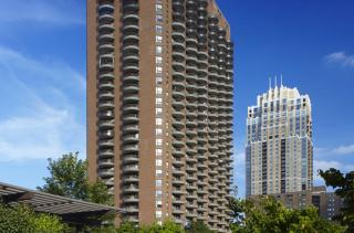 111 Marquette Ave, Minneapolis MN  55401-2025 exterior