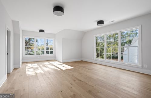 695 Moores Mill Rd, Atlanta GA  30327-0015 exterior