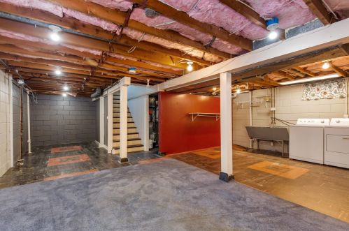 614 Fillmore St, Minneapolis MN  55413-2524 exterior